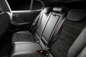 BMW 120 bild 16
