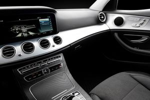 Mercedes E300 bild 11