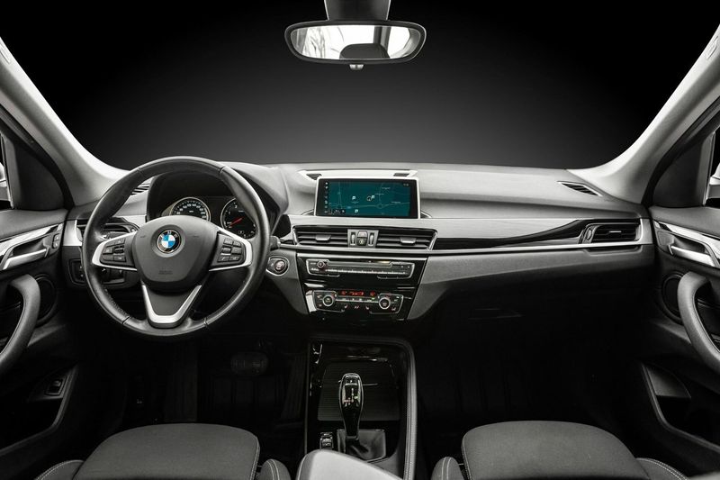 BMW X1 bild 8