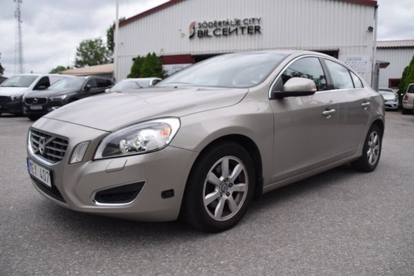 Volvo S60 T4F Powershift Momentum Euro 5 Auto - 2012