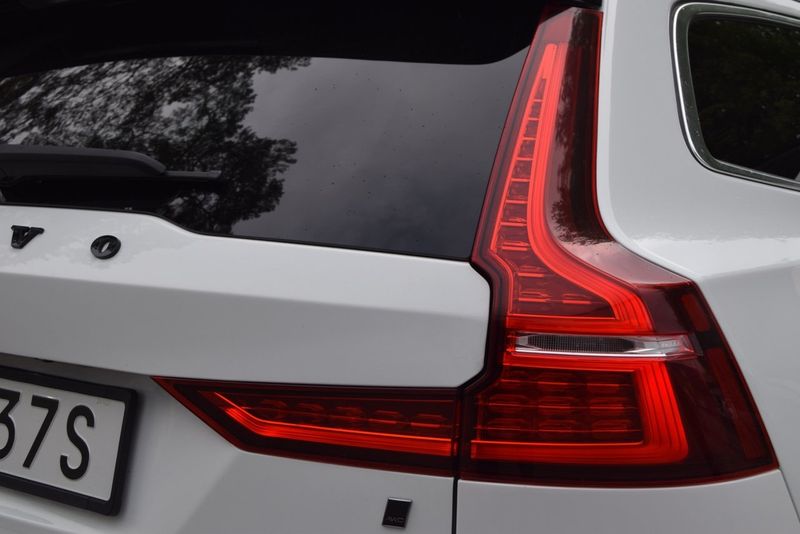 Volvo V60 bild 24
