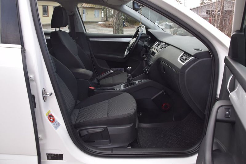 Skoda Octavia bild 9