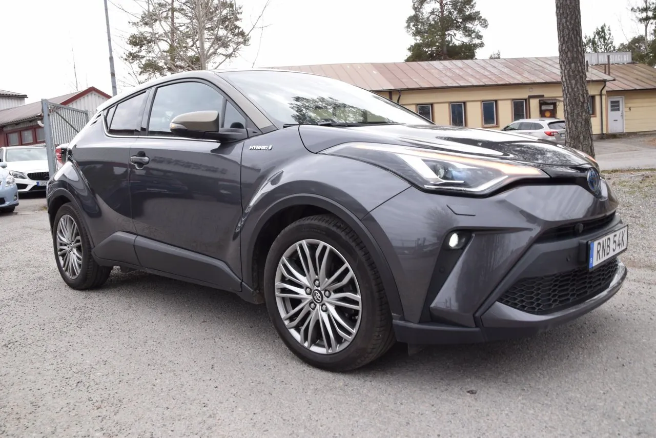 Vehicle image 2