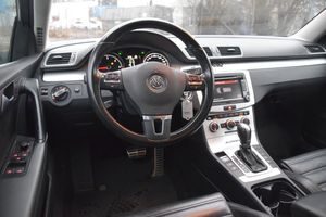 Volkswagen Passat bild 7