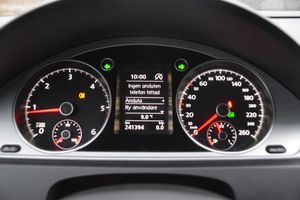 Volkswagen Passat bild 15