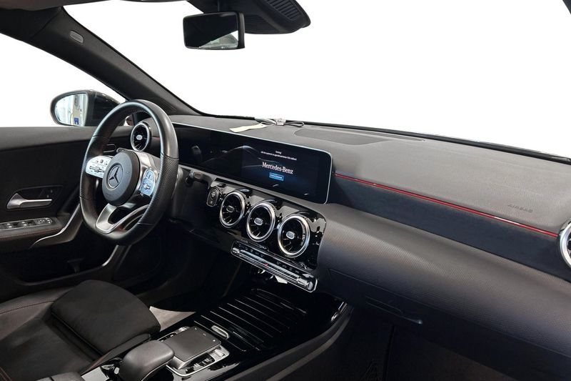 Mercedes A180 bild 9