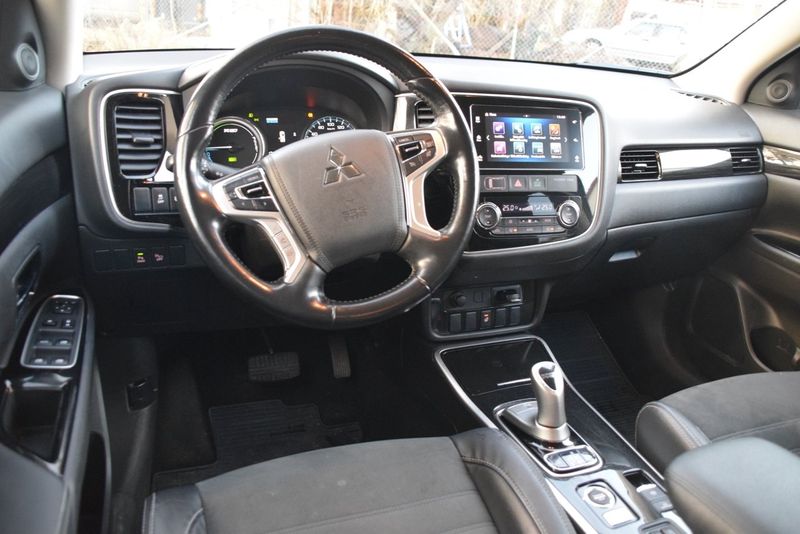 Mitsubishi Outlander bild 7