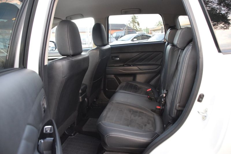 Mitsubishi Outlander bild 10