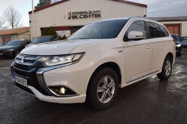 Mitsubishi Outlander 2,0 PHEV CVT AWD Fleet Edition Euro 6 - 2017