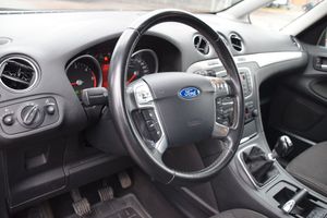 Ford Galaxy bild 16