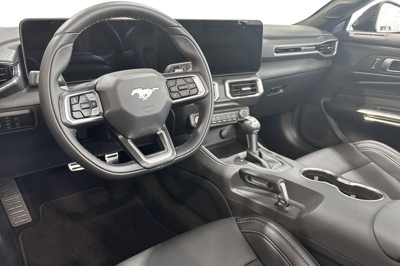 Ford Mustang bild 8