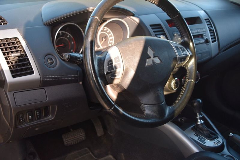Mitsubishi Outlander bild 14