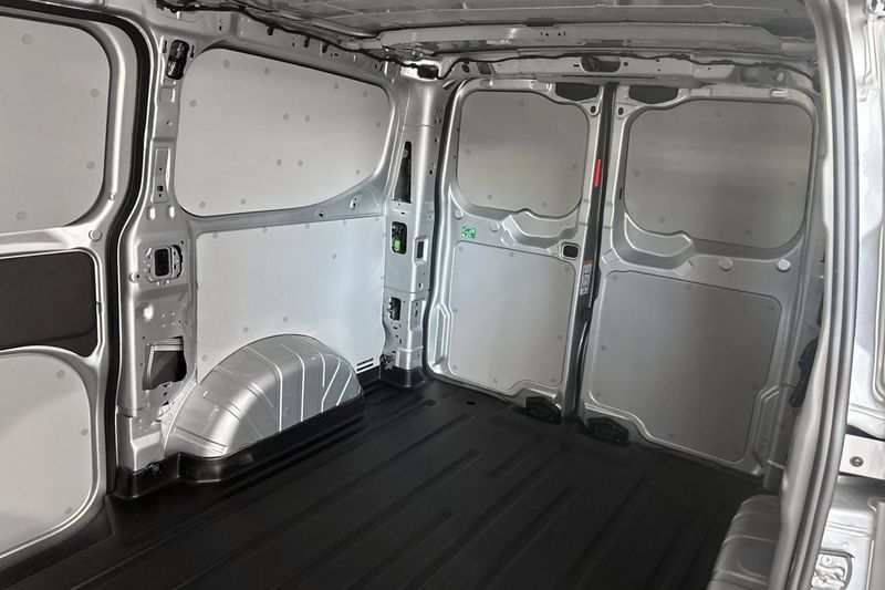 Ford Custom bild 9