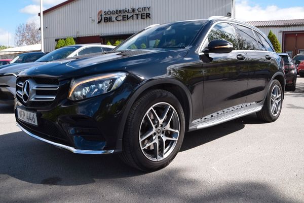 Mercedes GLC220 d 4MATIC 9G AMG Line Euro 6 Panorama - 2019
