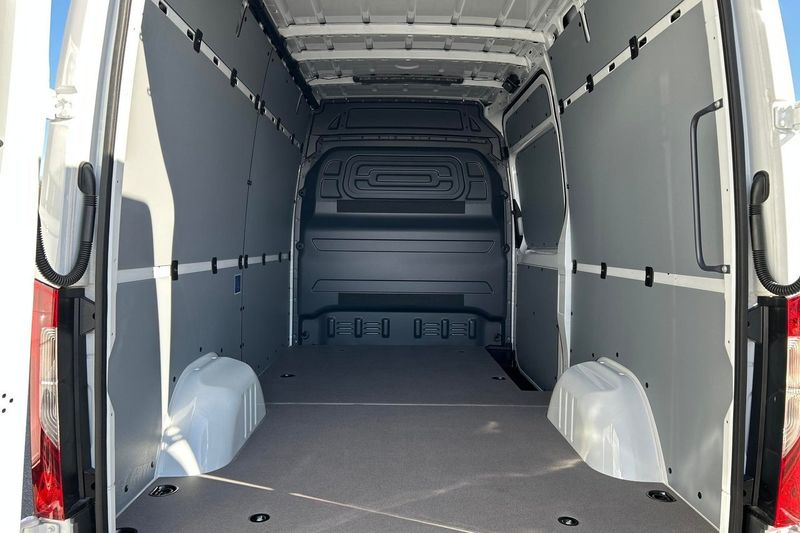 Mercedes Sprinter bild 8