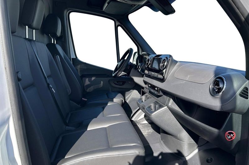 Mercedes Sprinter bild 7