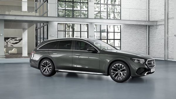Mercedes E300 de 4MATIC All-Terrain Avantgarde Edition - Lagerbil - 2026