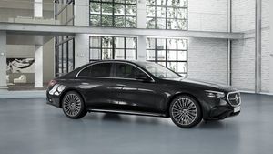 Mercedes E300 bild 1