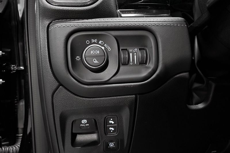 Dodge 1500 bild 30