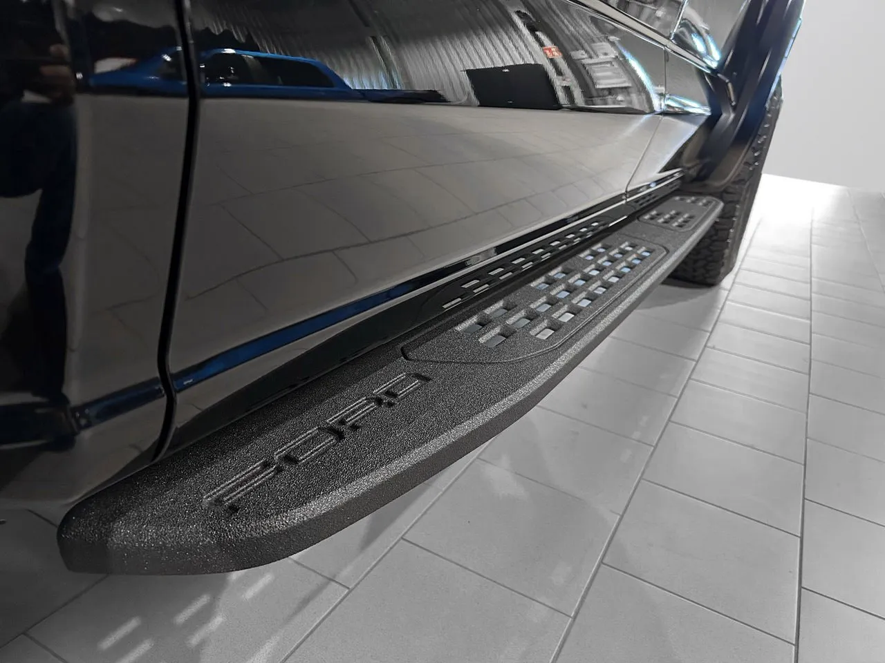 Vehicle image 36