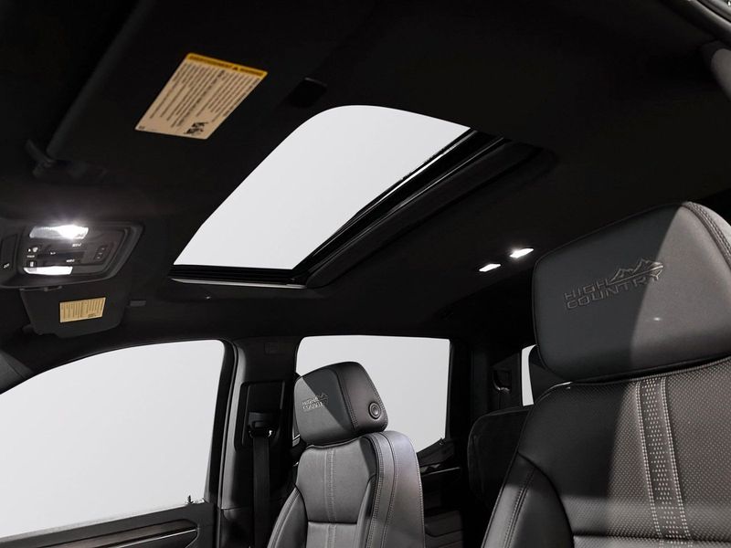 Chevrolet Silverado bild 17