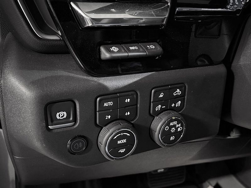 Chevrolet Silverado bild 9