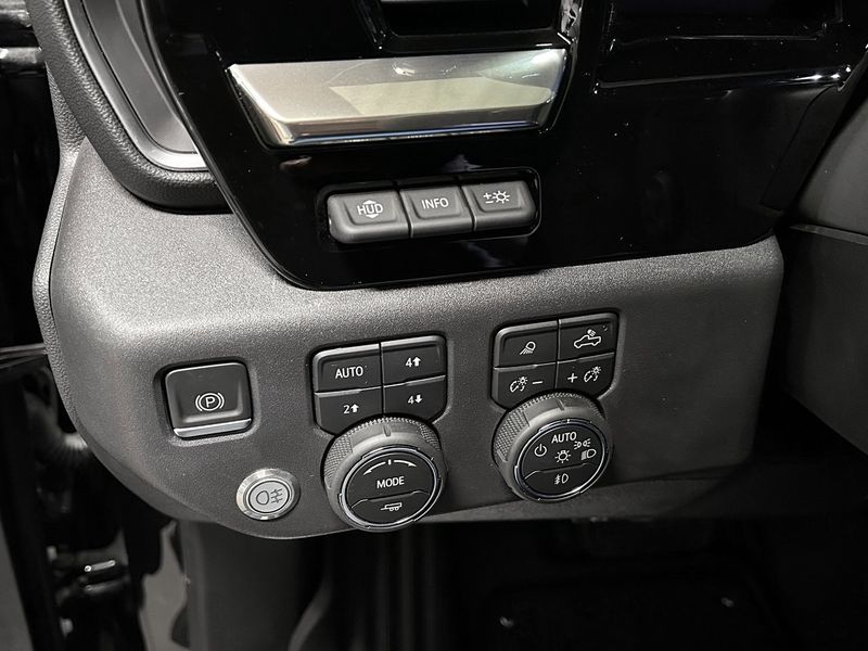 Chevrolet Silverado bild 19