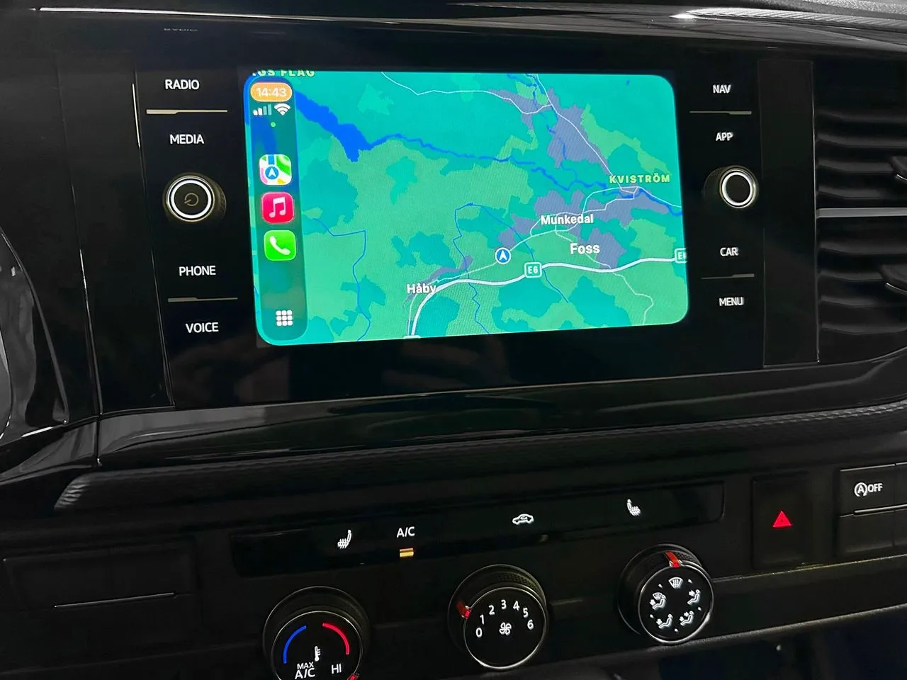 Vehicle image 20