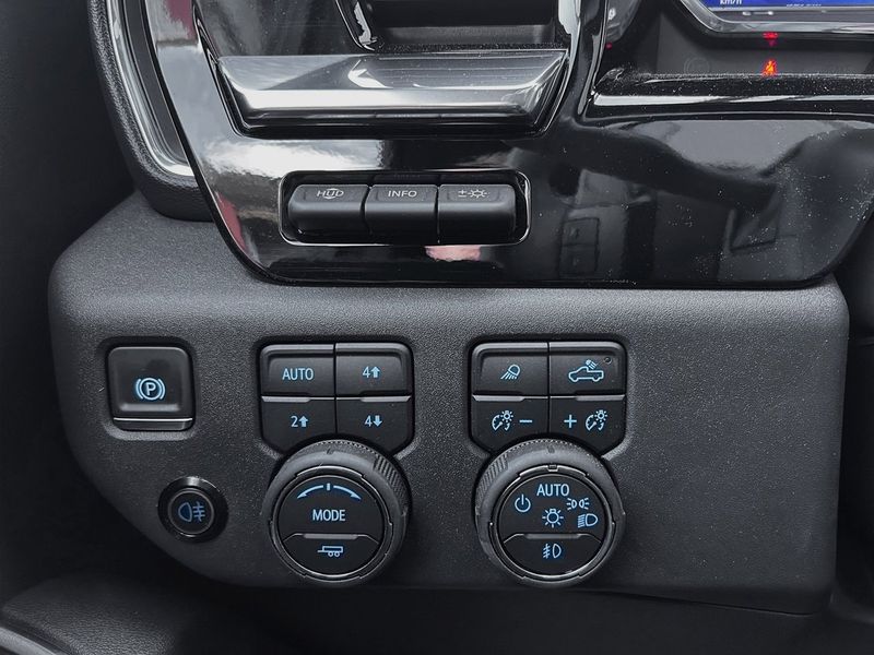 Chevrolet Silverado bild 21