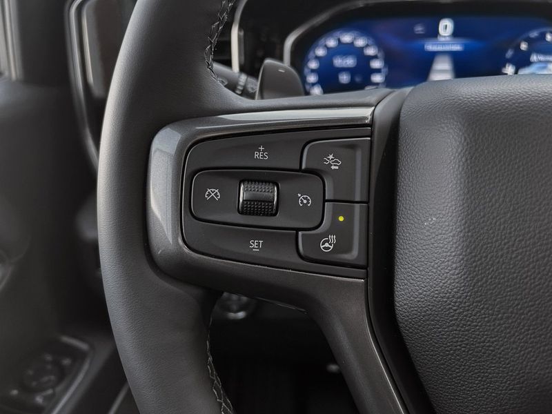 Chevrolet Silverado bild 16