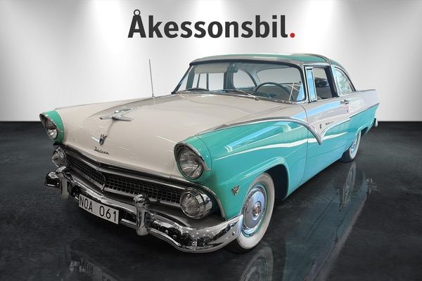 Ford Fairlane crown - 1955