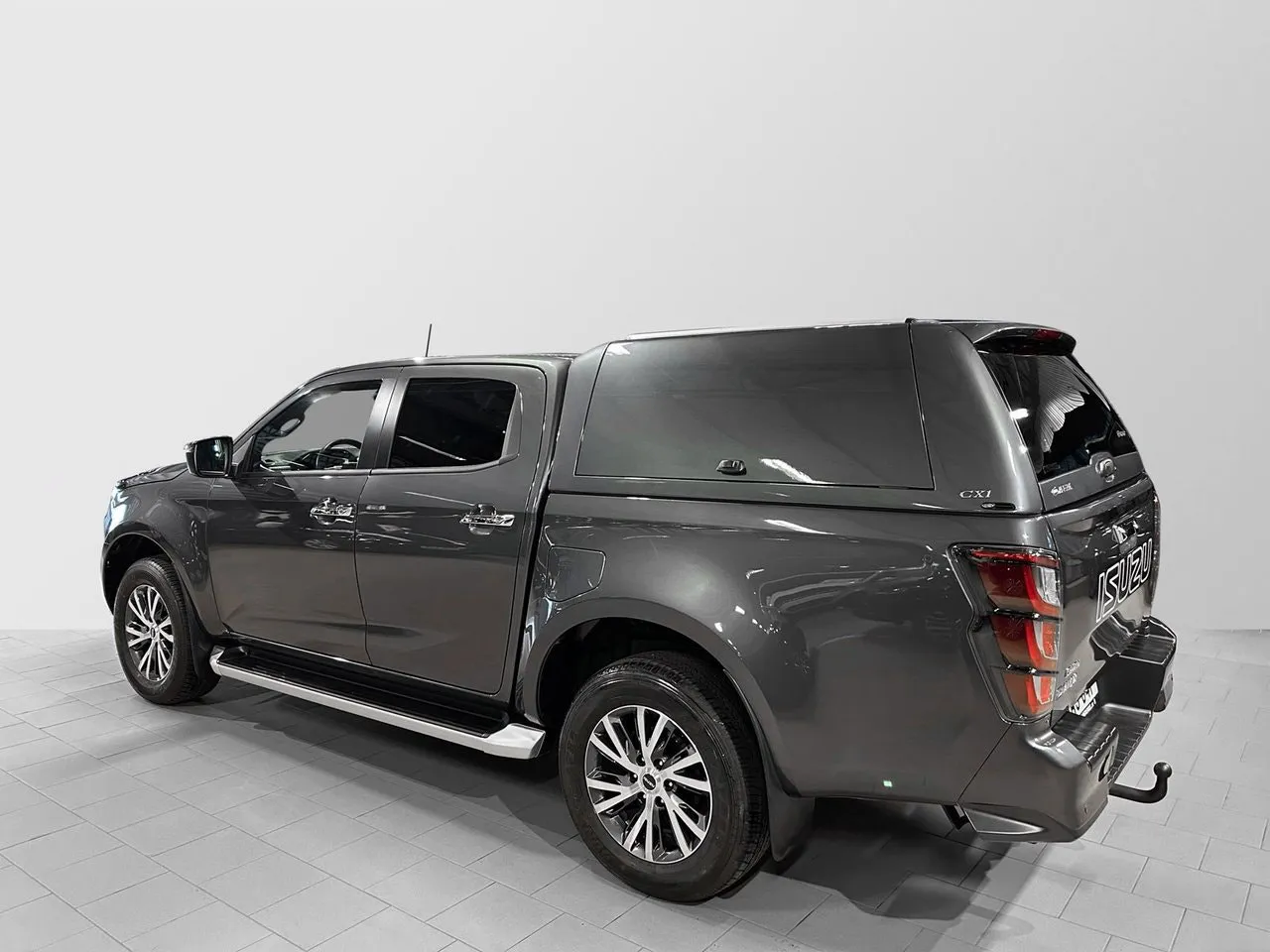 Vehicle image 7