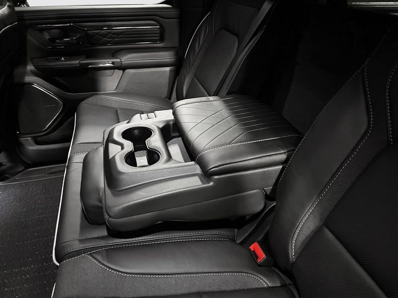 Dodge Ram bild 38