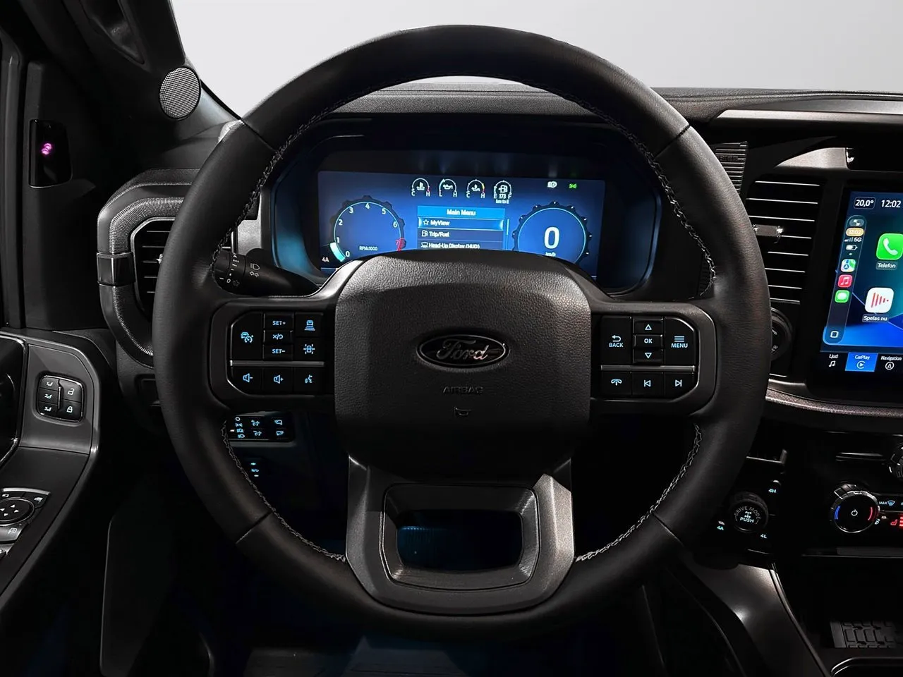 Vehicle image 30