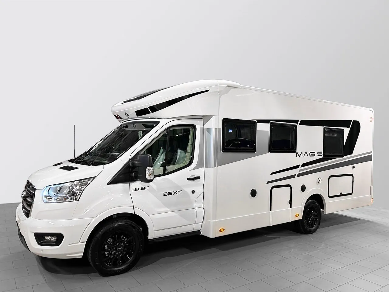 Vehicle image 33