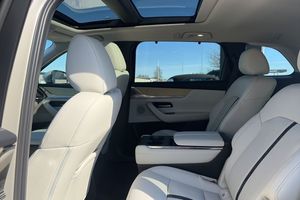 Mazda CX-80 bild 8