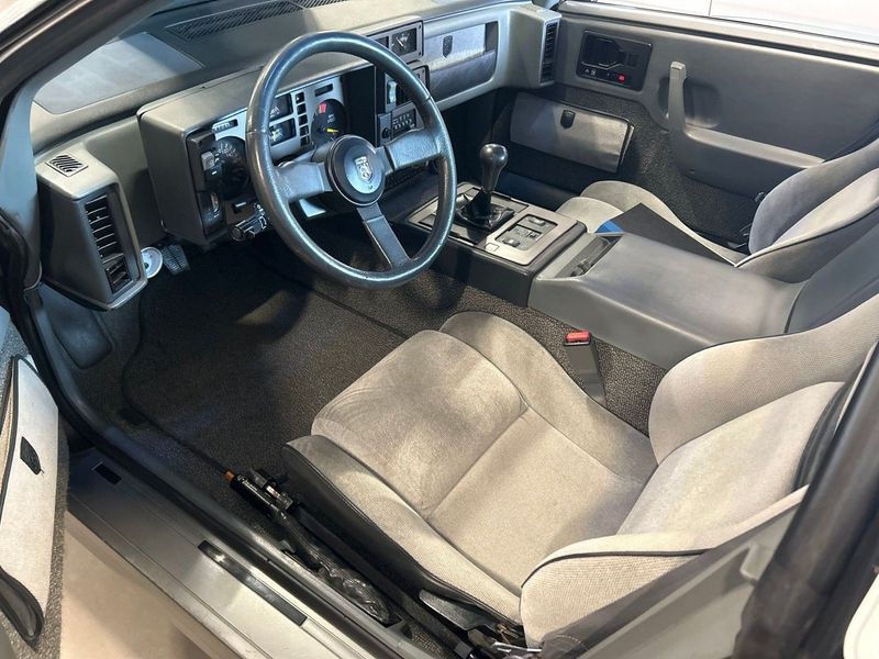 Pontiac Fiero bild 8