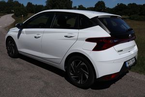 Hyundai i20 bild 6