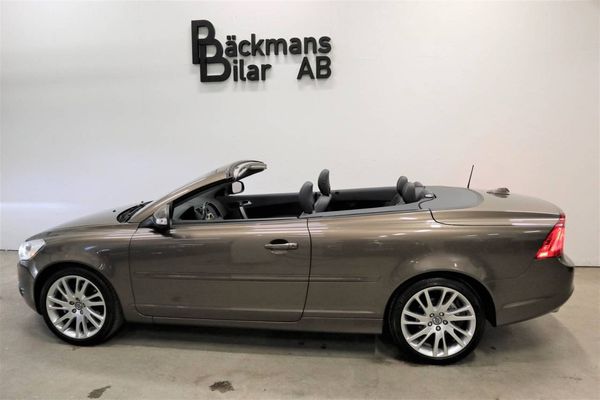 Volvo C70 D3 Cabriolet Svensksåld Summum Skinn VOC 3439 mil unik - 2011