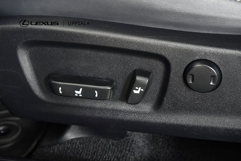 Lexus RX bild 12