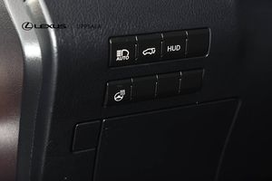 Lexus RX bild 13