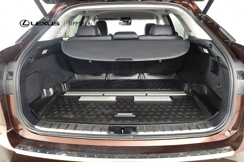 Lexus RX bild 9