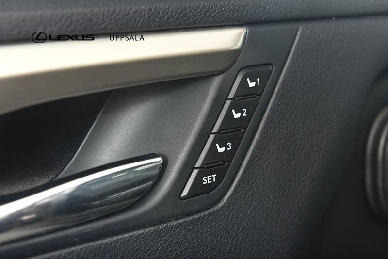 Lexus RX bild 11