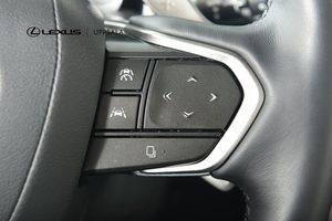 Lexus RX bild 17