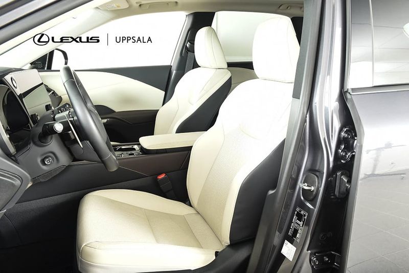 Lexus RX bild 6