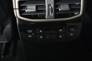Lexus RX bild 10