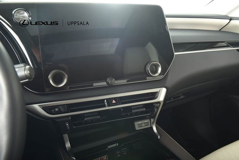 Lexus RX bild 19