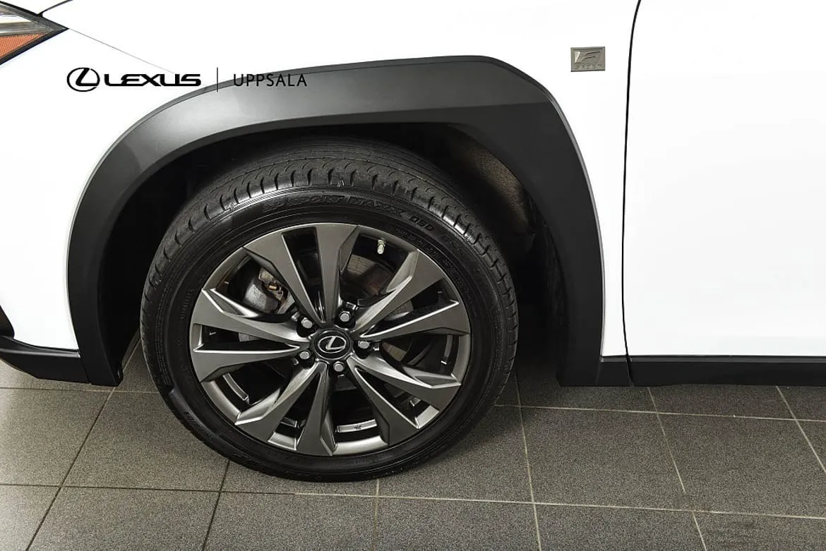 Vehicle image 20