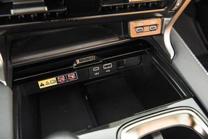 Lexus RX bild 21