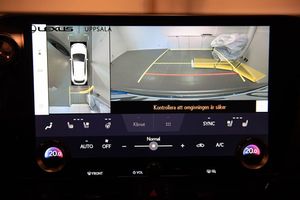 Lexus NX bild 15